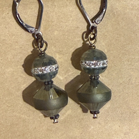 Earring's - Picture 3 of 4